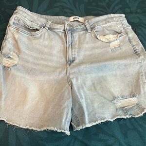 Mica light denim shorts size 2x